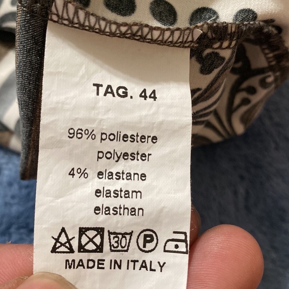 L'AltraModa women dress with a big V drop and wide 2/3 flared sleeves “Italian” - Picture 8 of 8